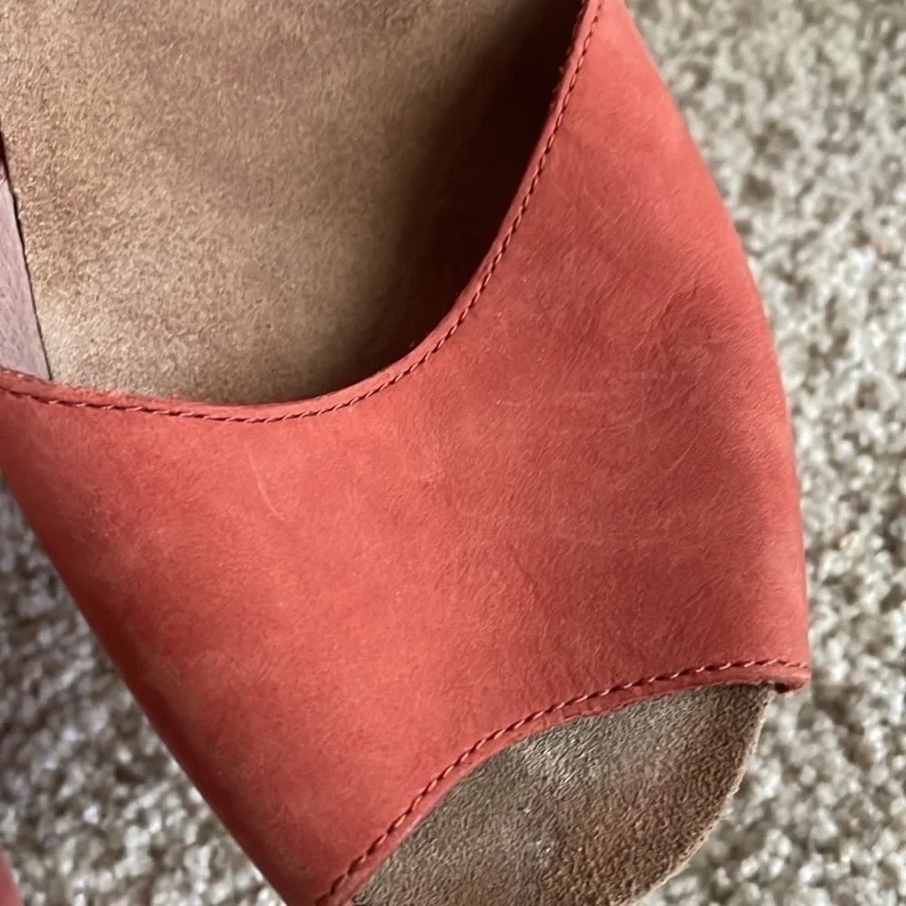 Dansko Vera milled nubuck - Picture 8 of 8